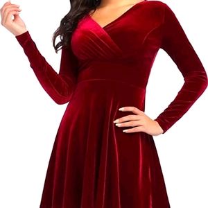 Luxurious velvet red dress